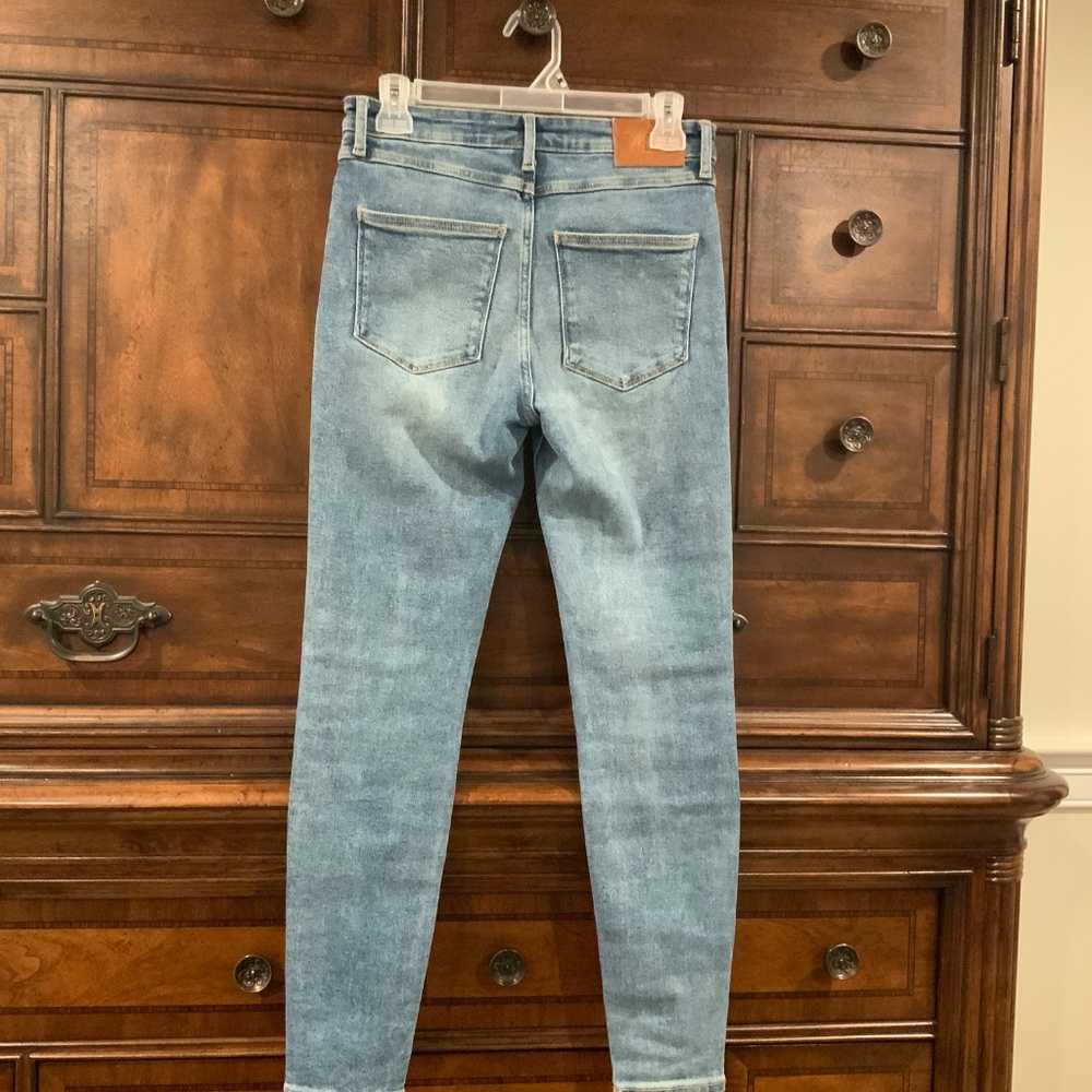Jeans - Picture 2 of 4